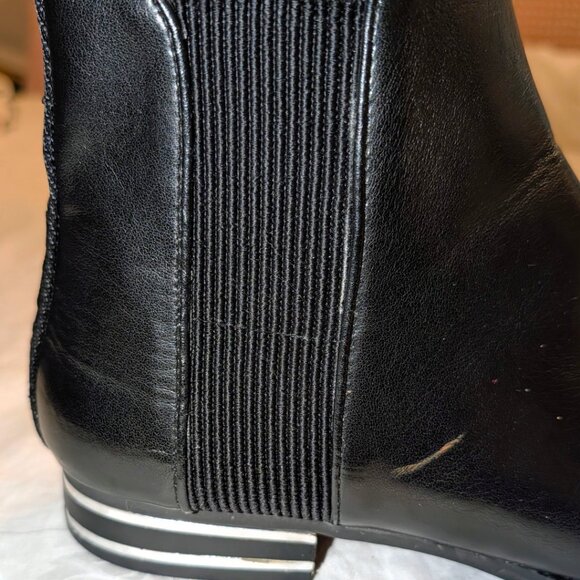 DKNY Lacey Metallic - Stripe Booties - Picture 4 of 8